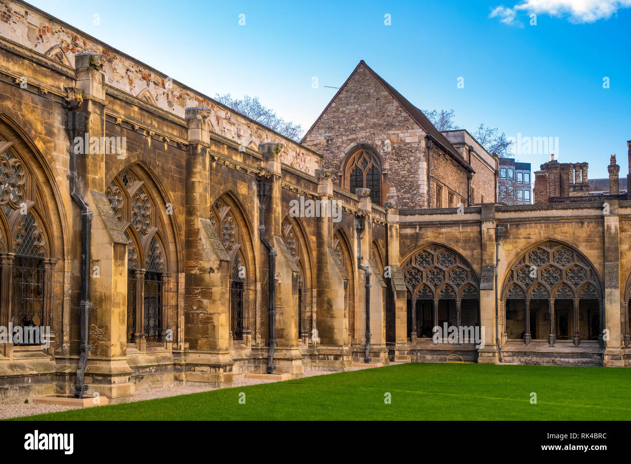 the-cloisters-of-westminster-abbey-central-london-hi-res-stock