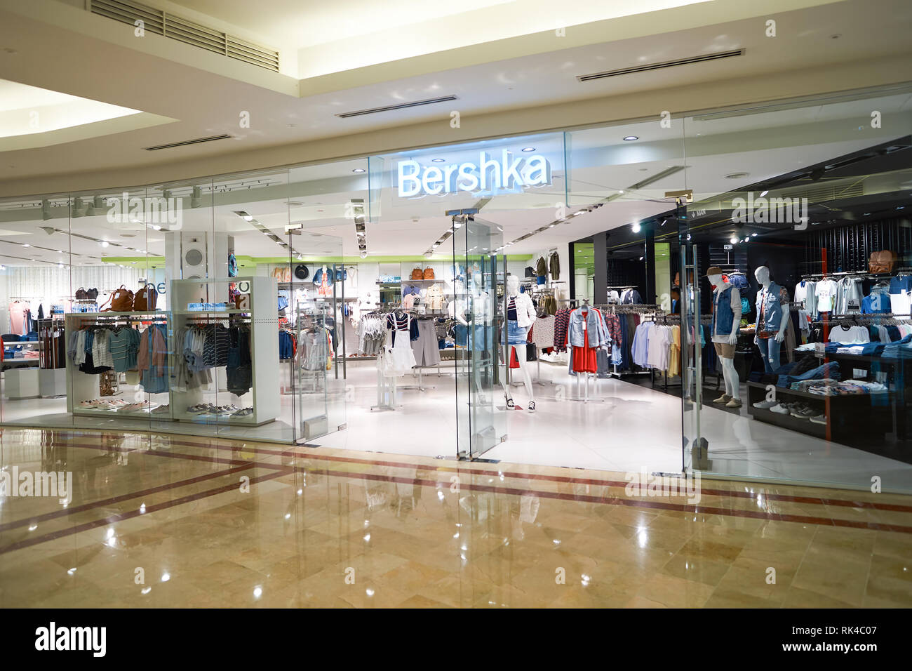 KUALA LUMPUR, MALAYSIA - MAY 09, 2016: Bershka store in Suria KLCC. Suria  KLCC is a shopping mall is located in the Kuala Lumpur City Centre district  Stock Photo - Alamy