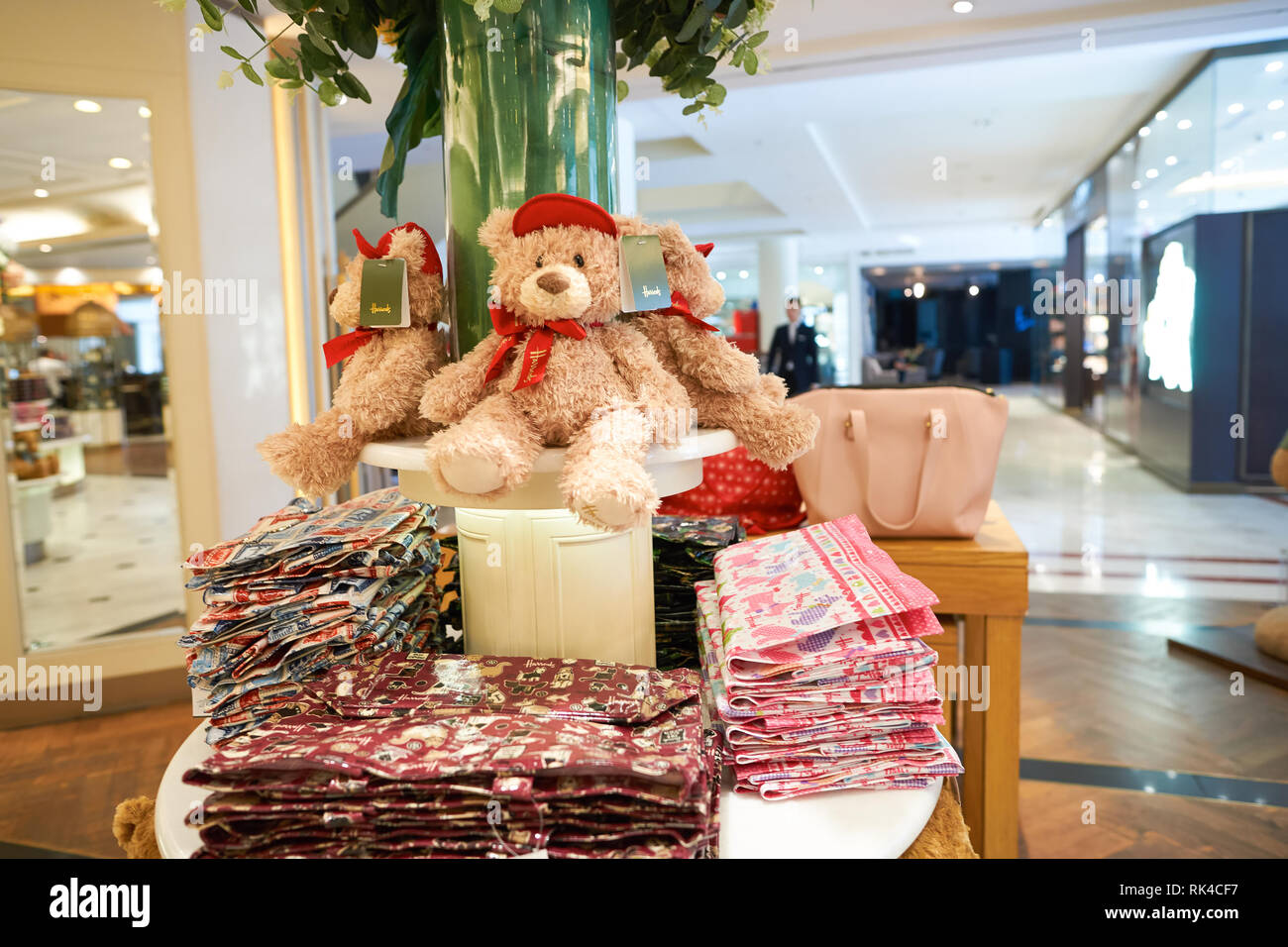 KUALA LUMPUR, MALAYSIA - MAY 09, 2016: inside of the store at Suria ...