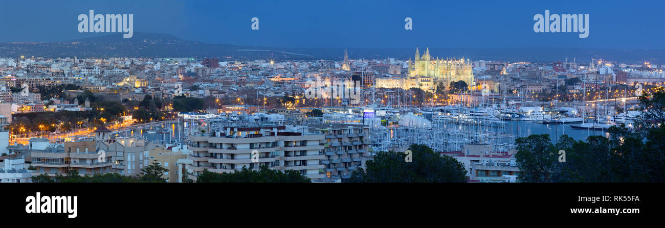 Palma de Mallorca - The cityscape of the town at dusk with the cathedral La Seu. Stock Photo