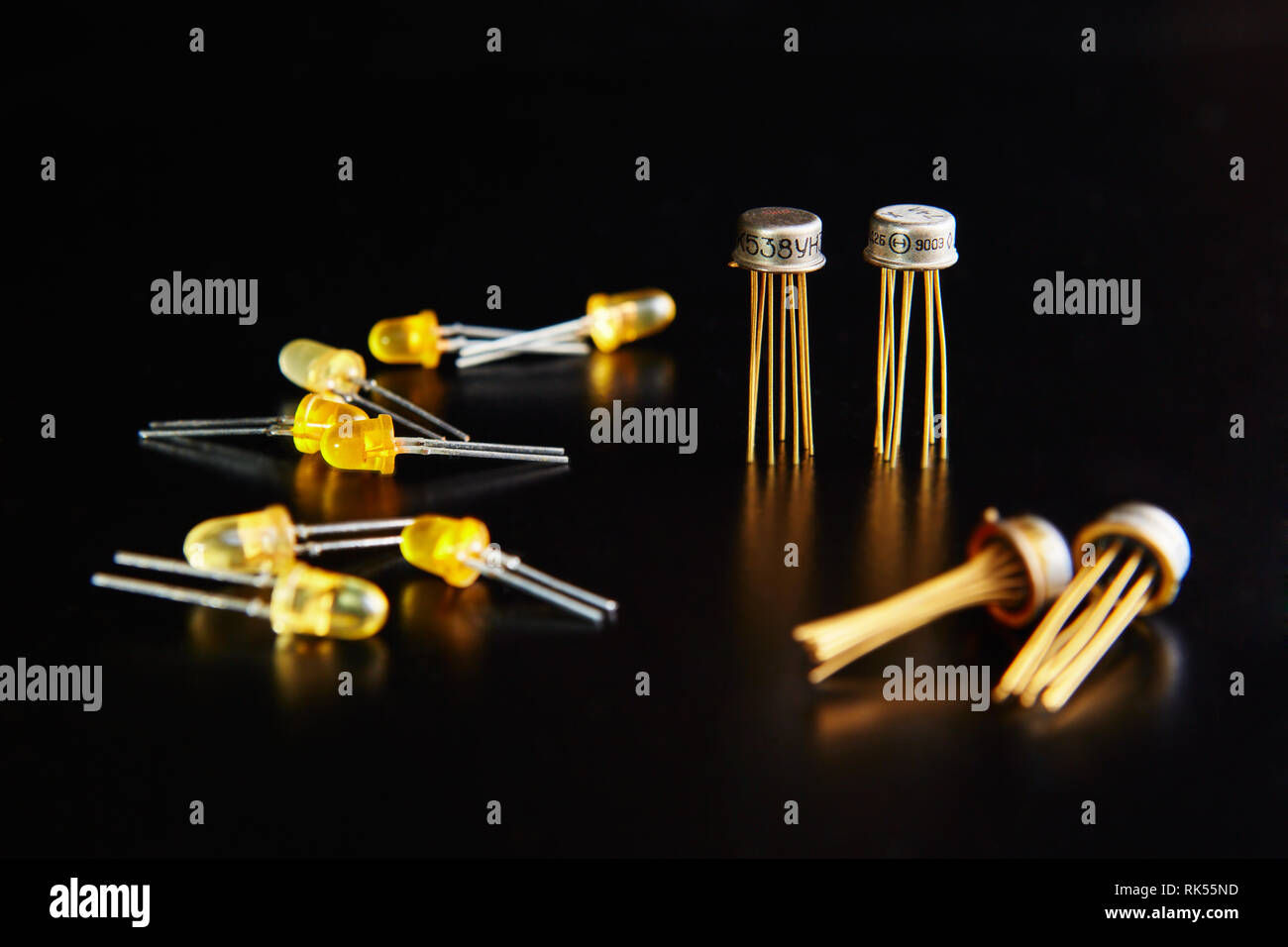 Radio parts hi-res stock photography and images - Alamy