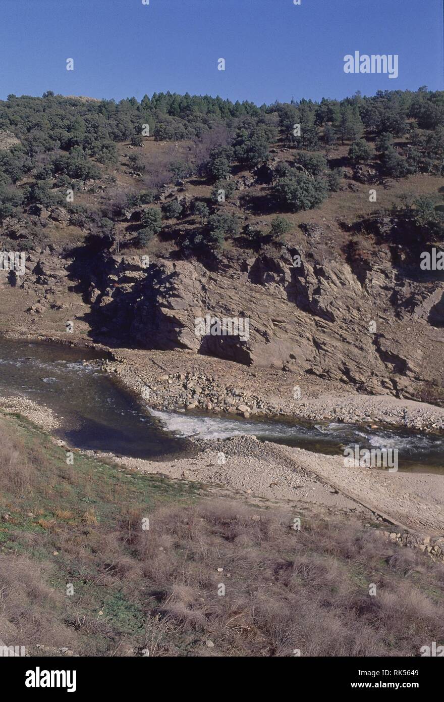 RIO LOZOYA. Location EXTERIOR. BUITRAGO DEL LOZOYA. MADRID. SPAIN