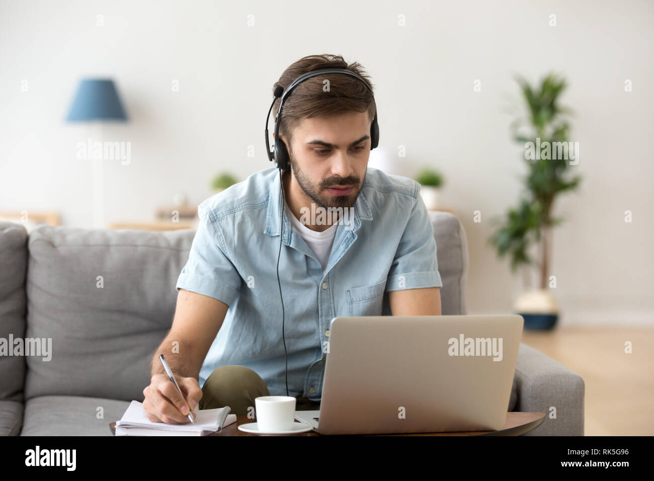 Man Computer Learing Computer english learning man hi-res stock photography and images - Alamy