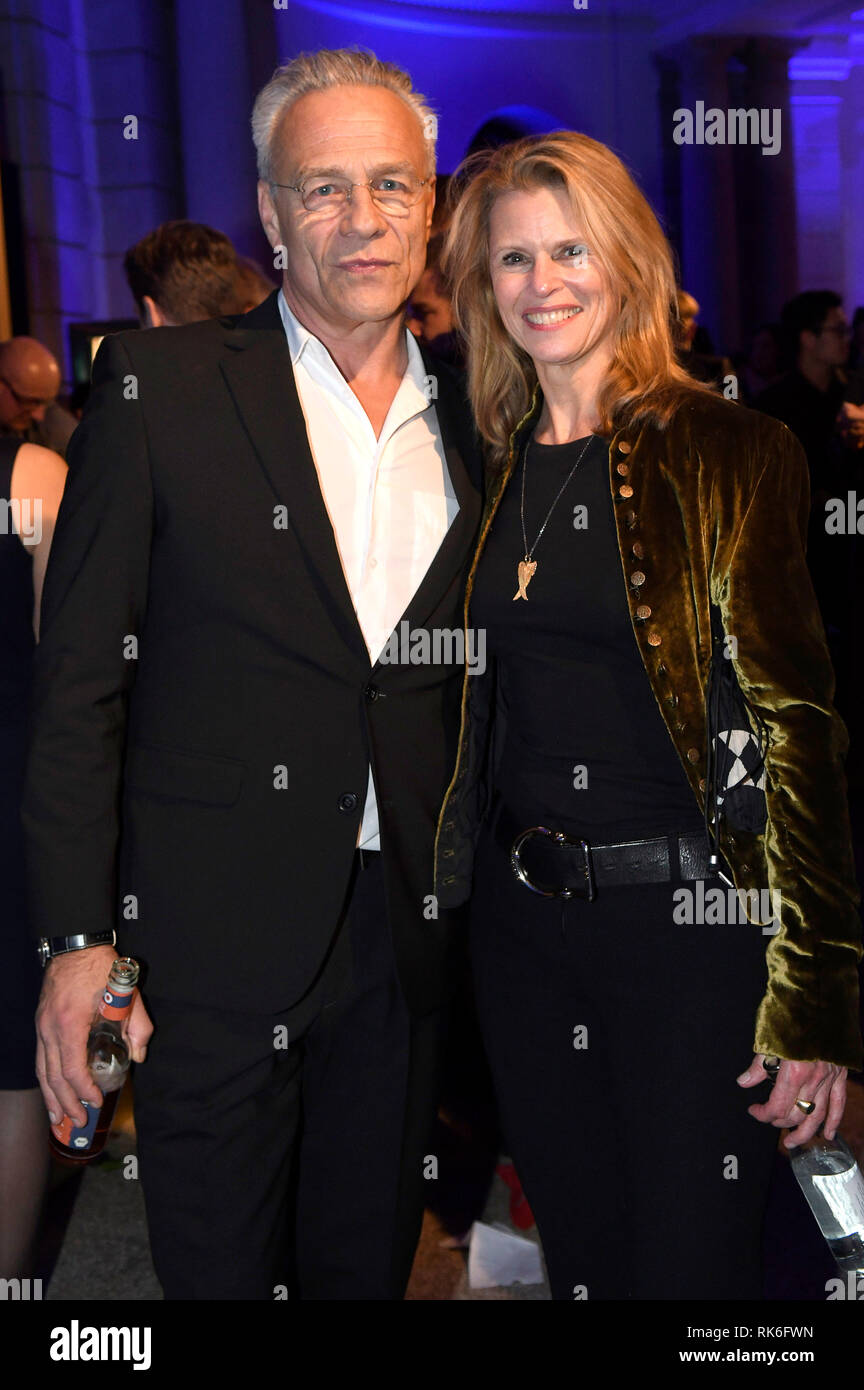 Berlin, Deutschland. 08th Feb, 2019. Klaus J. Behrendt and Leslie Malton at the ARD Blue Hour during the Berlinale 2019 in the Museum of Communication. Berlin, 08.02.2019 | usage worldwide Credit: dpa/Alamy Live News Stock Photo