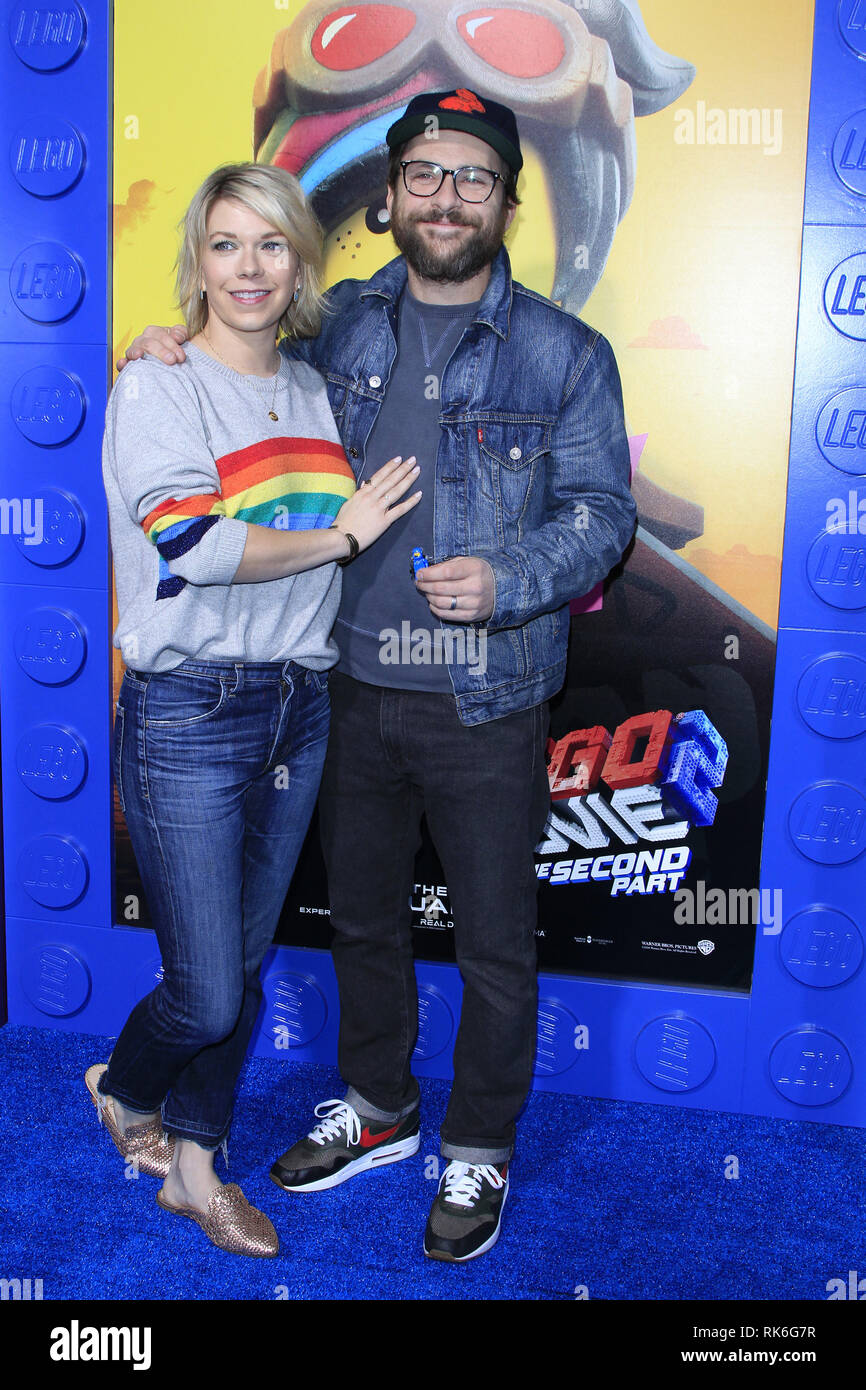 Photo: Charlie Day and Mary Elizabeth Ellis attend the Lego Movie 2  premiere in Los Angeles - LAP2019020244 