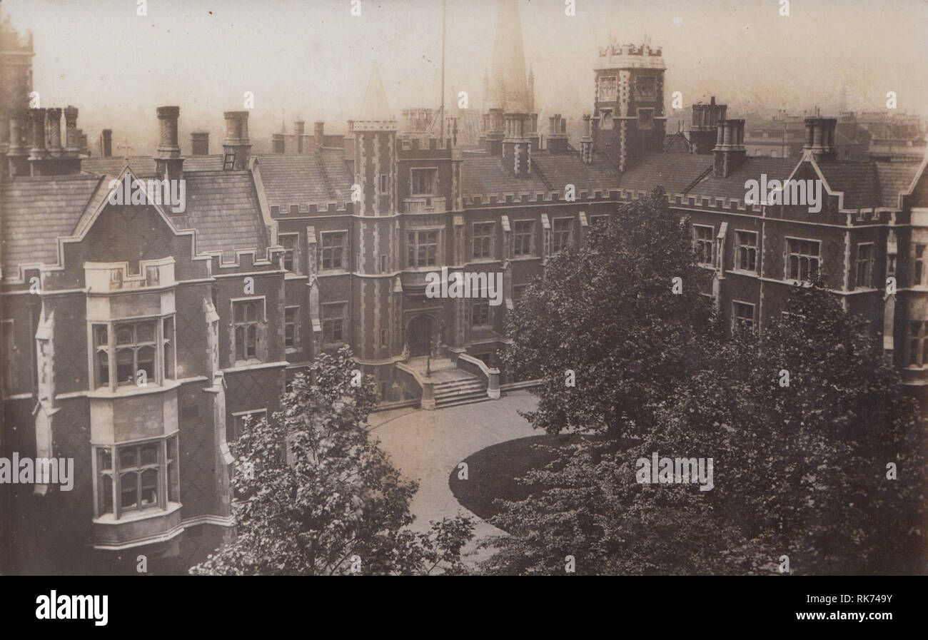View of Brompton House, London, England, UK Stock Photo