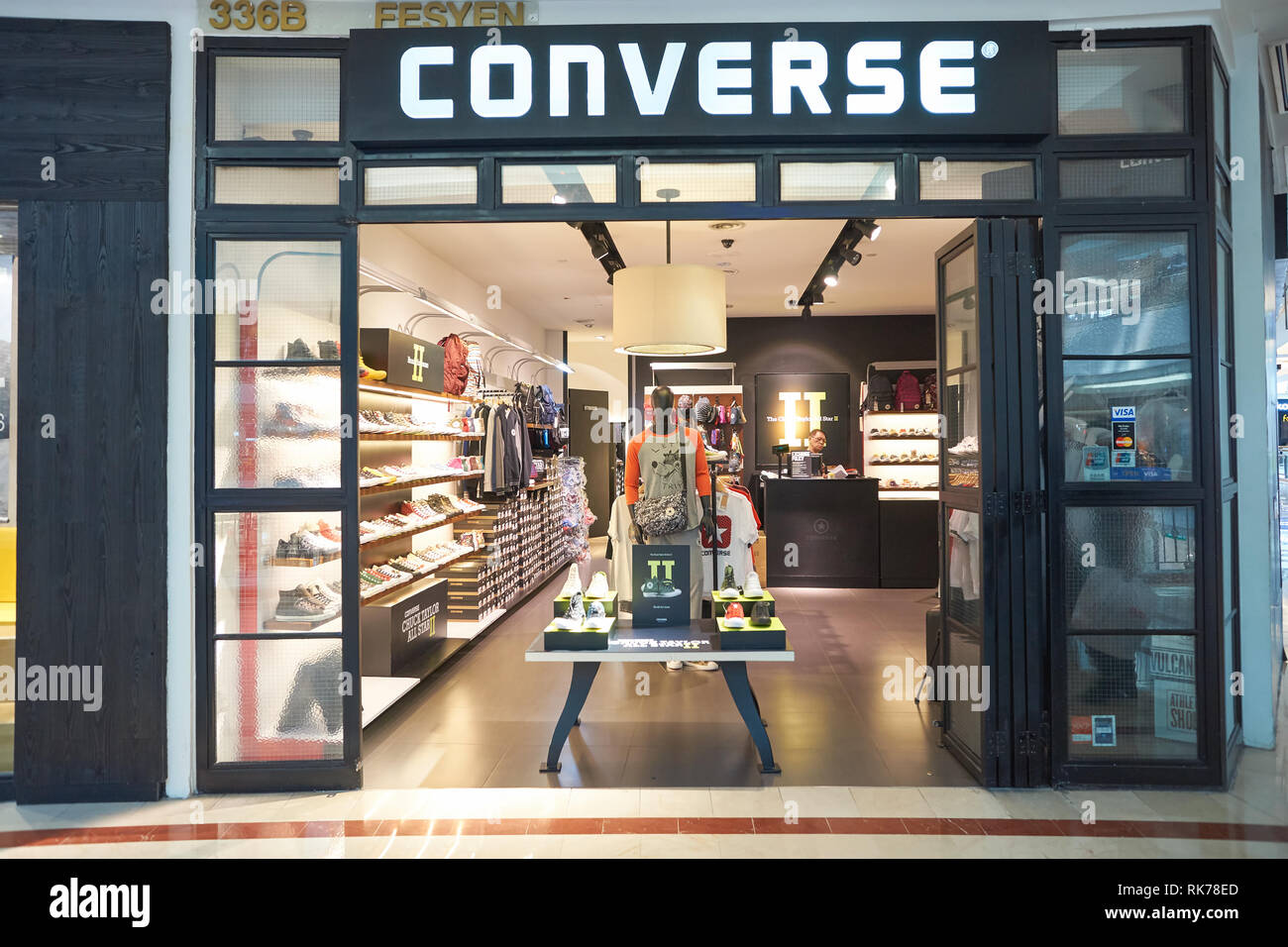 KUALA LUMPUR, MALAYSIA - MAY 09, 2016: Converse store in Suria KLCC. Suria  KLCC is a shopping mall is located in the Kuala Lumpur City Centre district  Stock Photo - Alamy