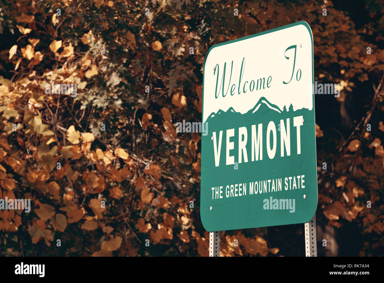 Welcome Sign Of The State Of Vermont Stock Photo Alamy