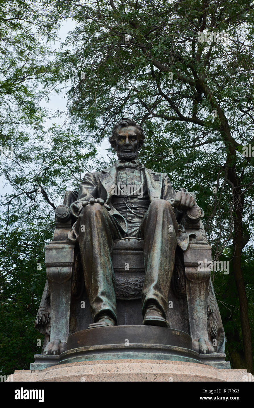 Abraham Lincoln Statue Chicago Stock Photo