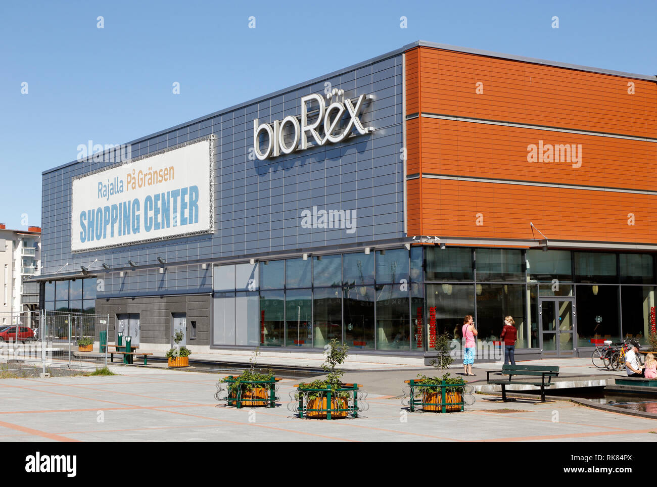Tornio, Finland - July 20, 2016: A few meters off the Swedish - Finnish  border the Rajalla shopping center is located Stock Photo - Alamy