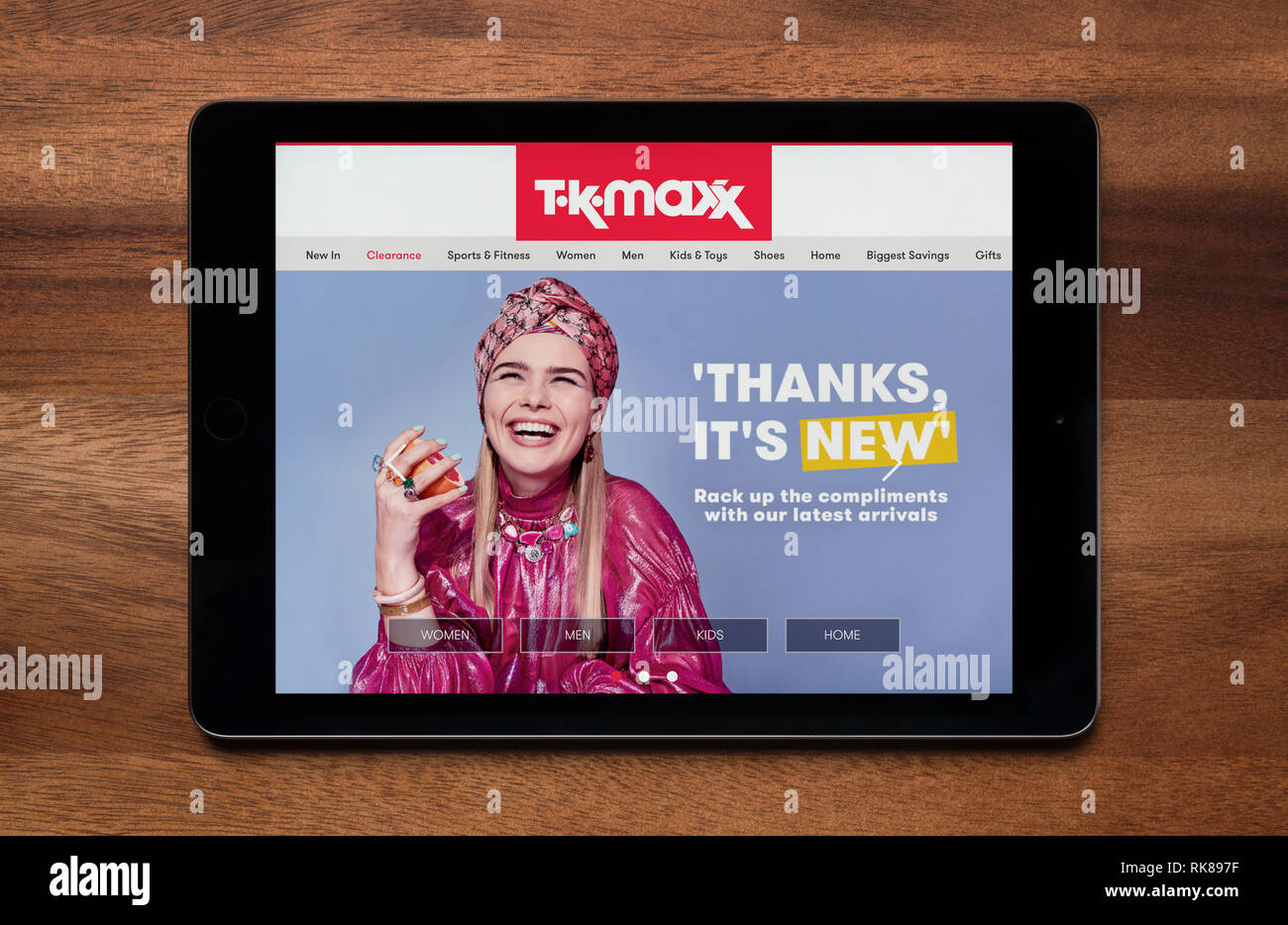 Tk maxx online hires stock photography and images Alamy