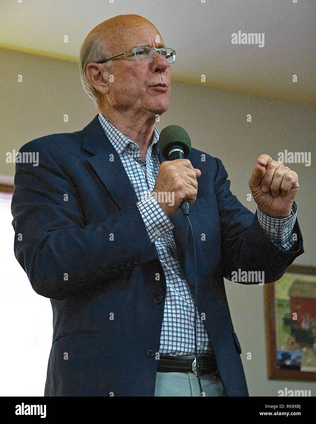 Greensburg, Kansas, USA,September 23, 2014 Senator Pat Roberts gestures during his speech to seniors at the Greensburg Senior Center that was rebuilt after an F5 tornado destroyed the entire town in may of 2007. The town Greensburg was destroyed by an F5 tornado in 2007 and now has been rebuilt with massive amount of help from FEMA. Credit: Mark Reinstein/MediaPunch Stock Photo