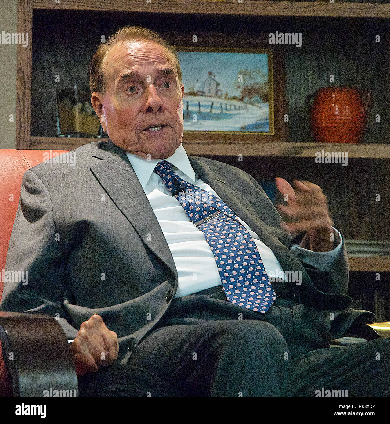 Greensburg, Kansas, USA,September 23, 2014 Former Senator Robert Dole gestures during his speech to seniors supporting Senator Pat Roberts at the Greensburg Senior Center that was rebuilt after an F5 tornado destroyed the entire town in May of 2007. The town Greensburg was destroyed by an F5 tornado in 2007 and now has been rebuilt with massive amount of help from FEMA. Credit: Mark Reinstein/MediaPunch Stock Photo