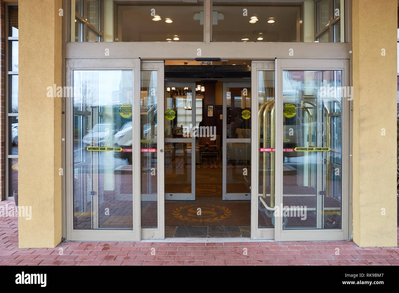 NEW YORK, USA CIRCA MARCH, 2016 entryway of the Sheraton Hotel