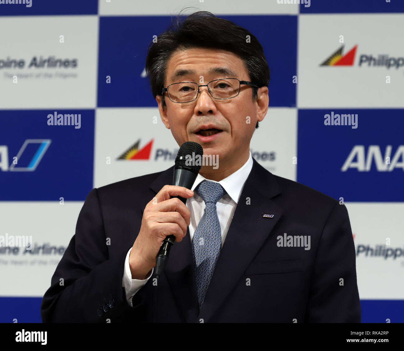 Tokyo, Japan. 8th Feb, 2019. ANA Holdings president Shinya Katanozaka announces All Nippon Airways (ANA) and Philippine Airlines (PAL) expand their partnerships in Tokyo on Friday, February 8, 2019. ANA Holdings will invest 95 million U.S. dollars to PAL Holdings and acquire 9.5 percent of PAL Holdings shares. Credit: Yoshio Tsunoda/AFLO/Alamy Live News Stock Photo