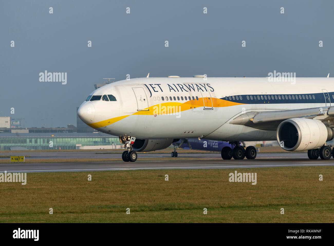 Jet Airways, Airbus A330-202, VT-JWQ at Manchester Airport Stock Photo