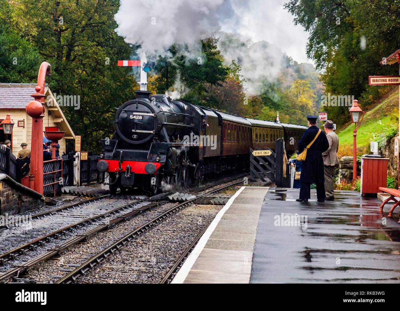 Thompson B1 arriving at  Gothland (Aidensfield) on the North Yorkshire Steam Railway Stock Photo