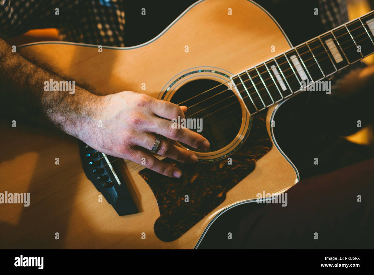 Guitar saddle bridge close up hi-res stock photography and images - Alamy