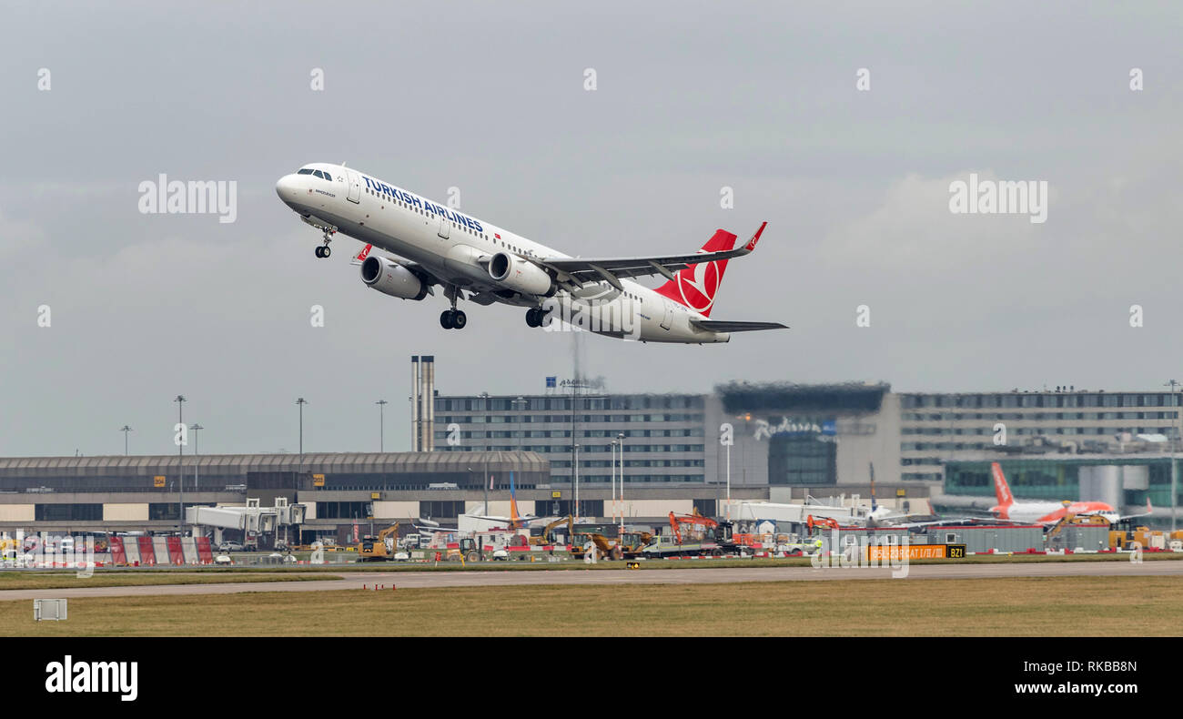 Turkish Airlines Aircraft Stock Photos & Turkish Airlines