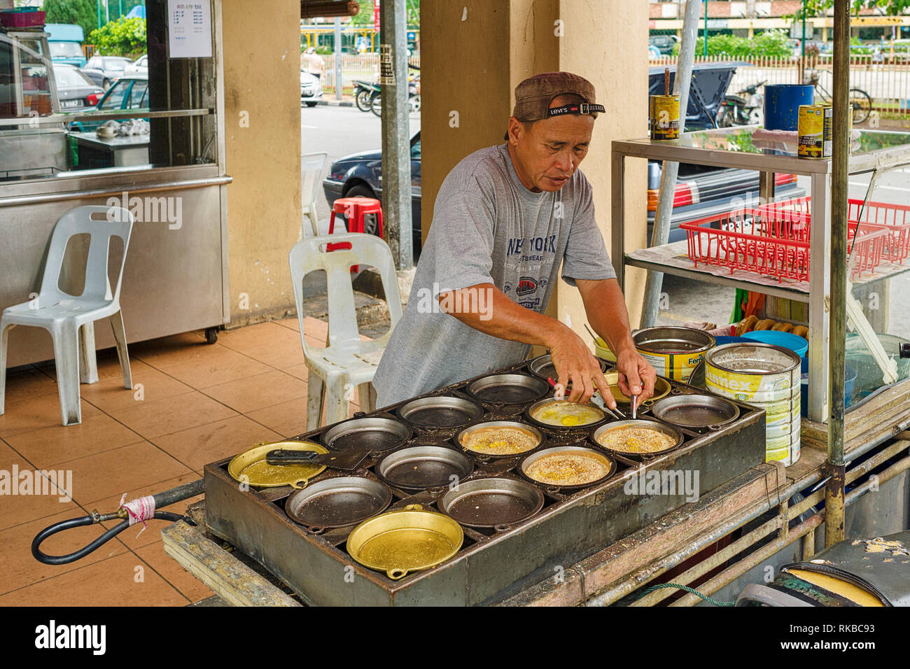 Famous Chinese food street restaurants in Jalan Yau Tet Shin in Ipoh