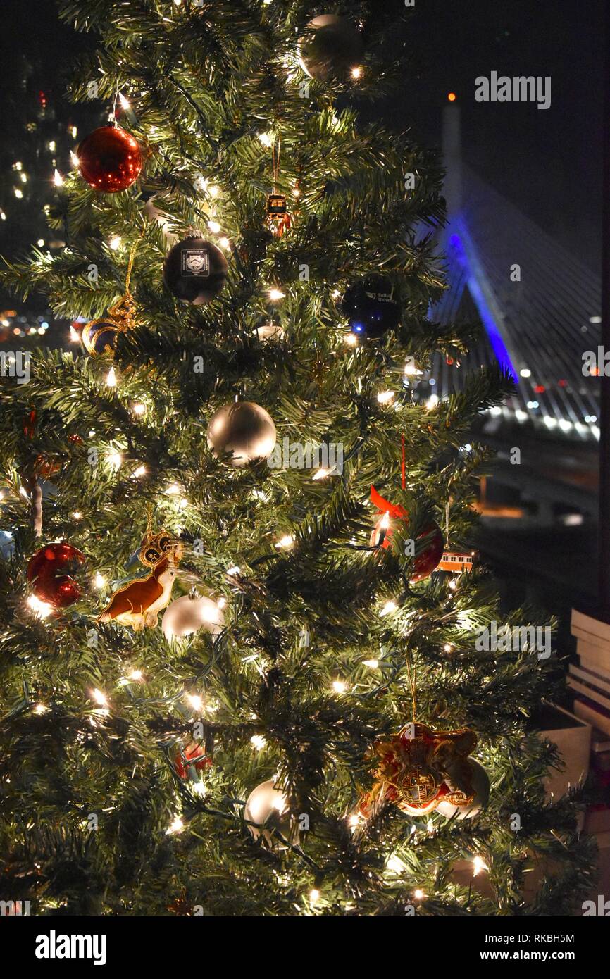 Royal Christmas Decorations from Queen Elizabeth's Buckingham Palace in