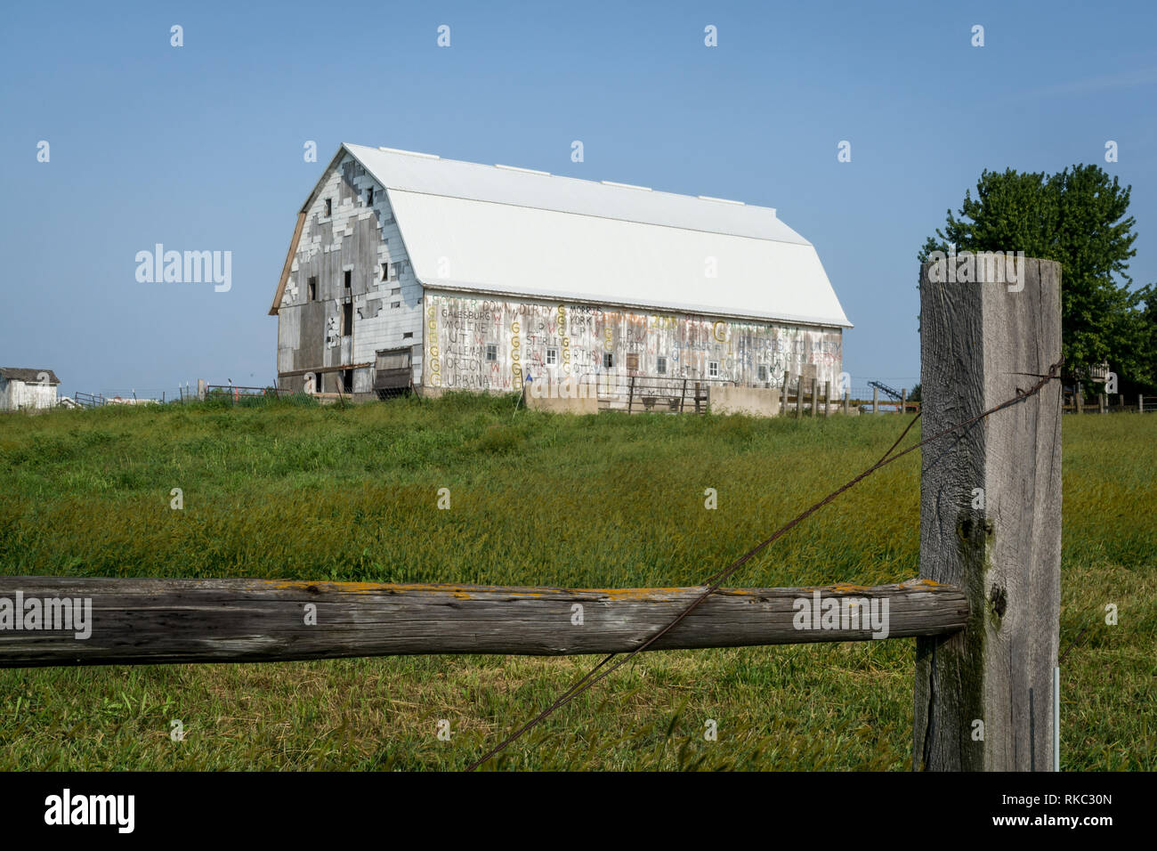 Rural midwest sheep farm Stock Photo - Alamy