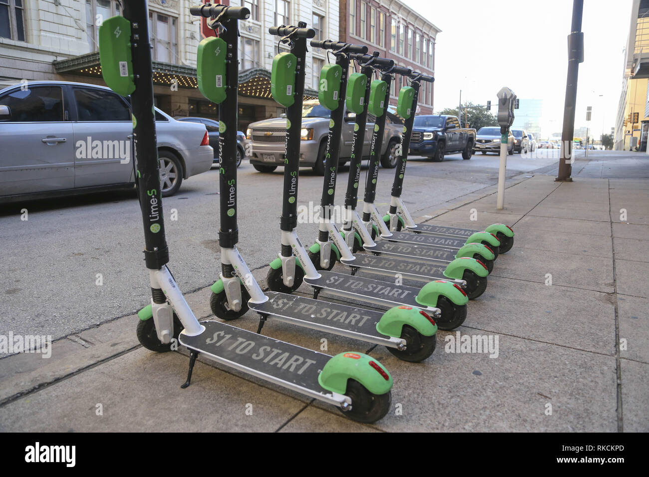 Dallas, Texas, USA. 16th Nov, 2018. Electric scooters stand along the  streets of downtown Dallas, Texas. The public scooters are available to  rent as a means of transportation throughout the city. Credit: