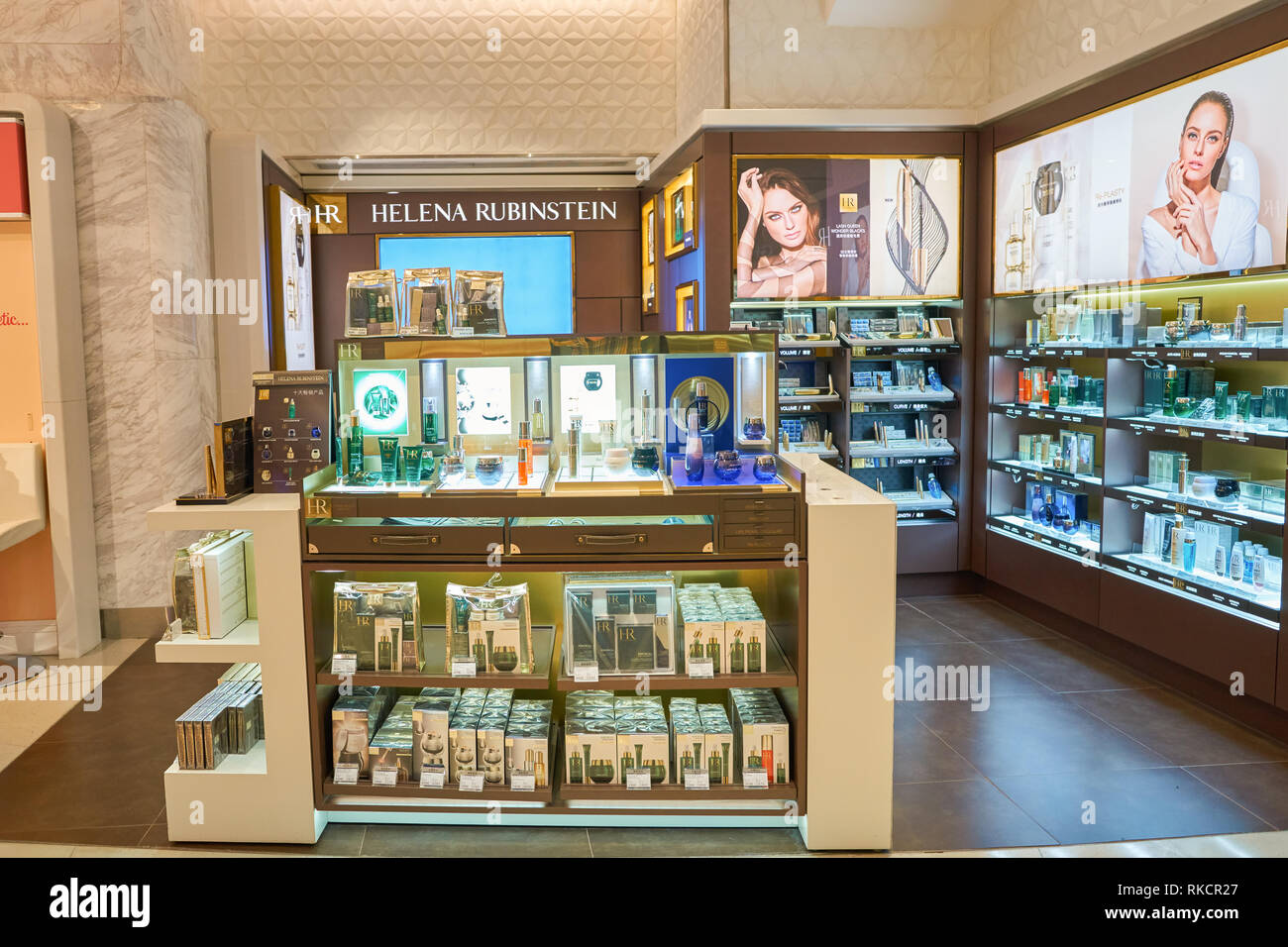 Foto de HONG KONG, CHINA - CIRCA FEBRUARY, 2019: Helena Rubinstein