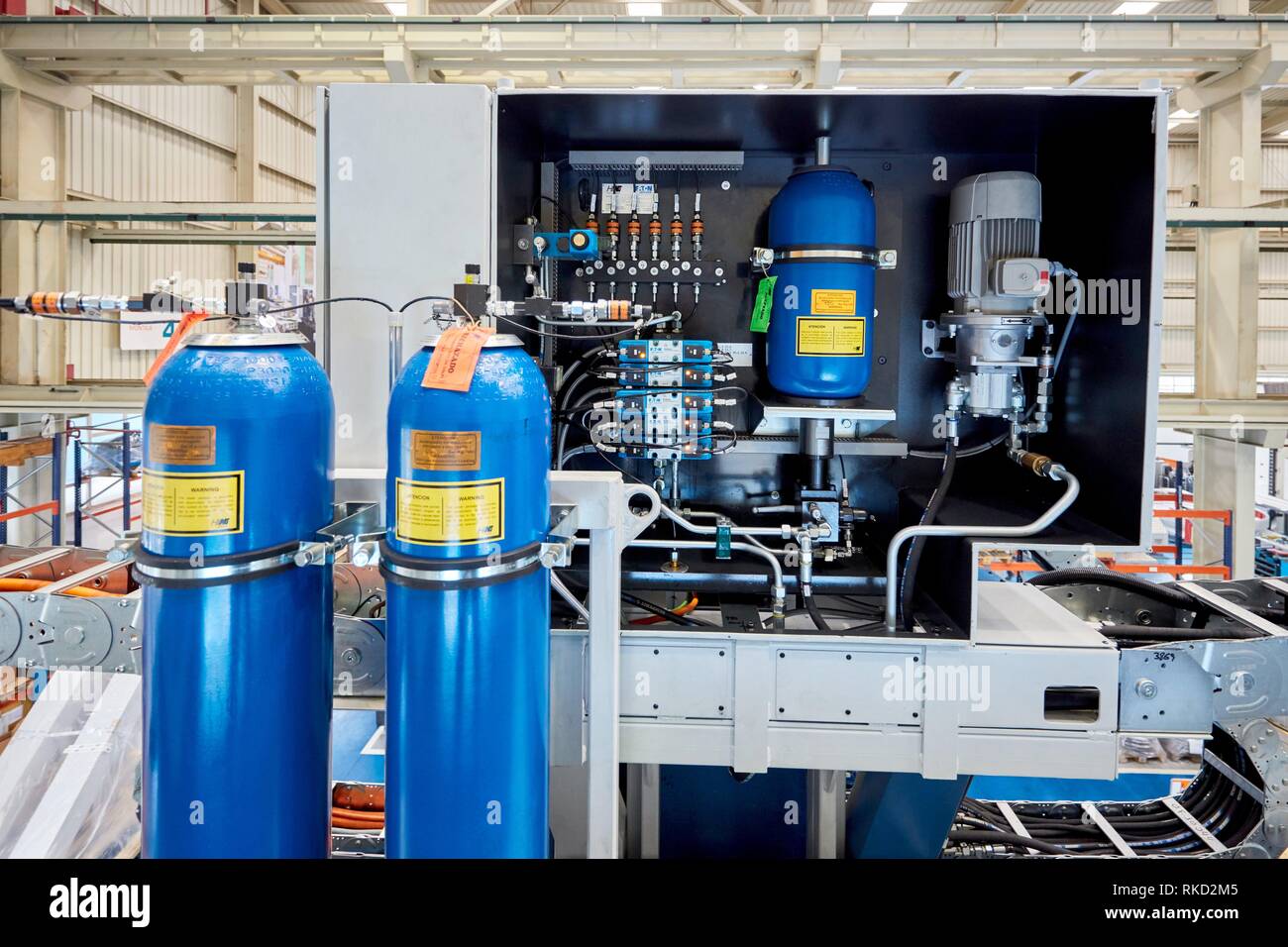 Hydraulic installation, Vertical lathe, Machining Center, CNC, Design