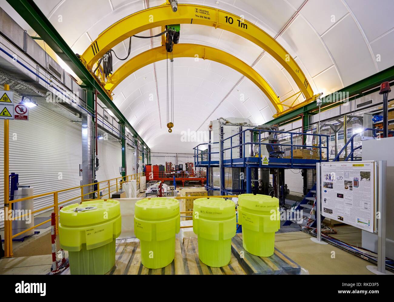 The Laboratorio Subterraneo de Canfranc (LSC) has been excavated in the