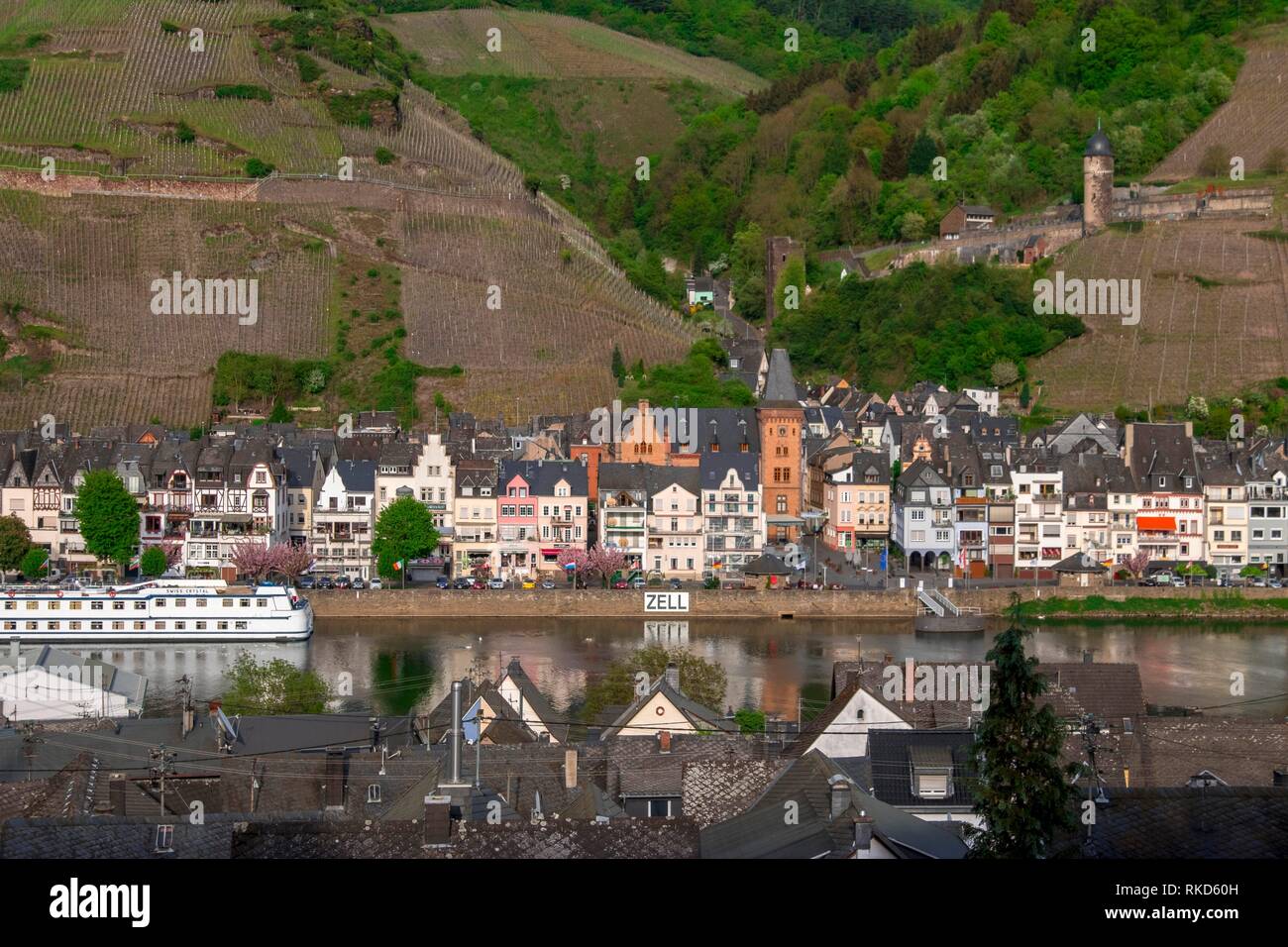 Germany, Moselle, Bernkastel Kues. The Moselle is a river flowing through France, Luxembourg, and Germany. It is a left tributary of the Rhine, which Stock Photo