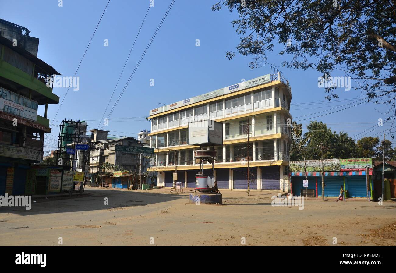 Dimapur, India. 11th Feb, 2019. Dimapur, India Feb 11, 2019. View of a deserted street during a state wide bandh against Citizenship Amendment Bill 2016 in Dimapur, India north eastern state of Nagaland. Peoples of North east India are protesting against the Citizenship Amendment bill 2016 which seek to grant citizenship to minorities who fled religious persecution from neighbouring Bangladesh, Pakistan and Afghanistan to India. Credit: Caisii Mao/Alamy Live News Stock Photo