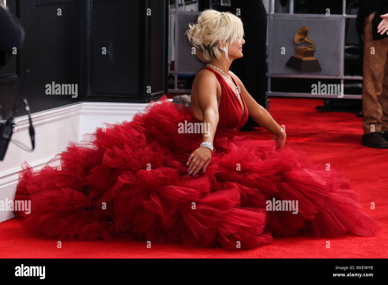 Los Angeles United States 10th Feb 19 Los Angeles Ca Usa February 10 Singer Bebe Rexha Wearing A Monsoori Dress With Giuseppe Zanotti Shoes Arrives At The 61st Annual Grammy Awards Held Los Angeles United States 10th Feb 19 Los Angeles Ca Usa February 10 Singer Bebe Rexha Wearing A Monsoori Dress With Giuseppe Zanotti Shoes Arrives At The 61st Annual Grammy Awards Held