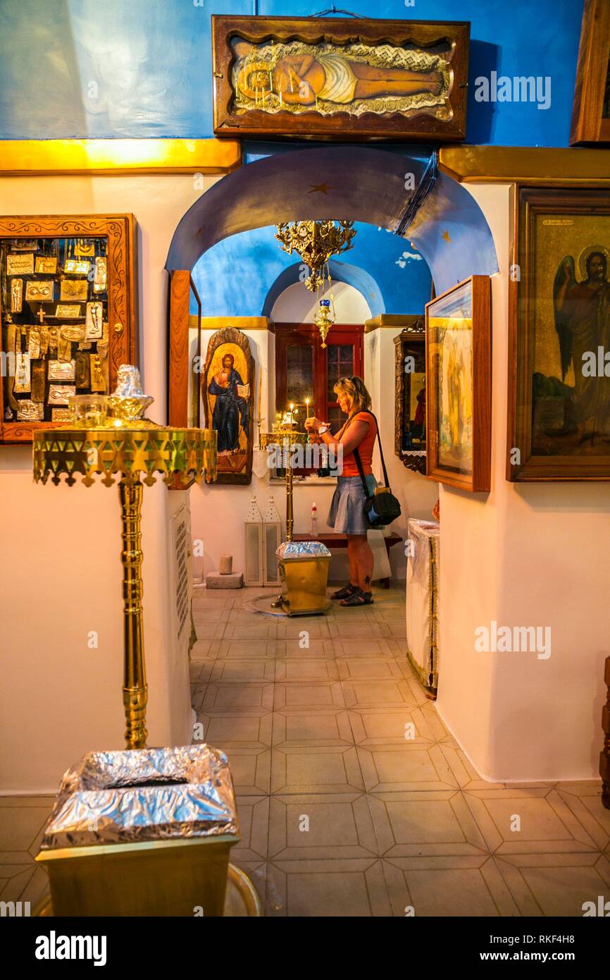Church interior greece hi-res stock photography and images - Alamy