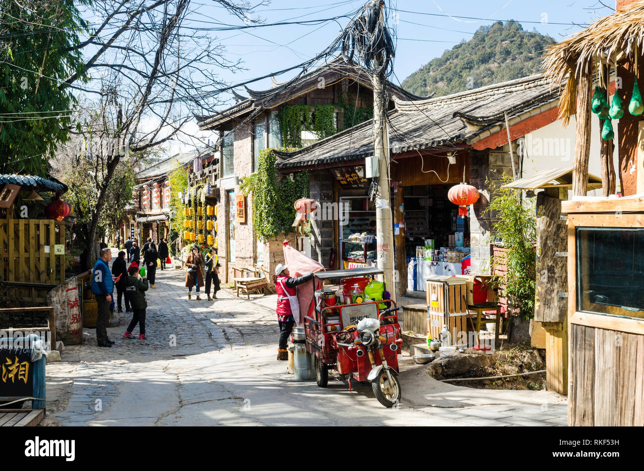 Streets of Shuhe ancient town near Lijiang, Yunnan, China Stock Photo