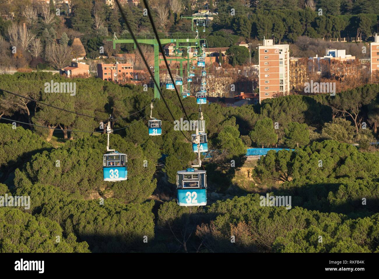 Cable car over casa de campo park in Madrid, Spain Stock Photo - Alamy