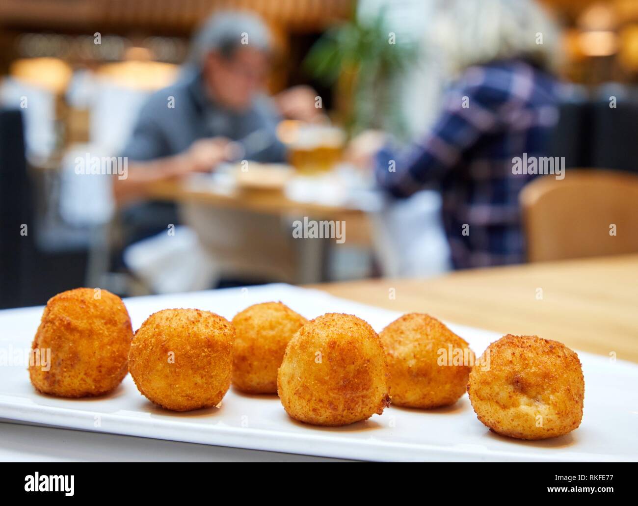 Croquettes, Restaurante Bar Virginia Mendibil Menus & Fast Good, Mall