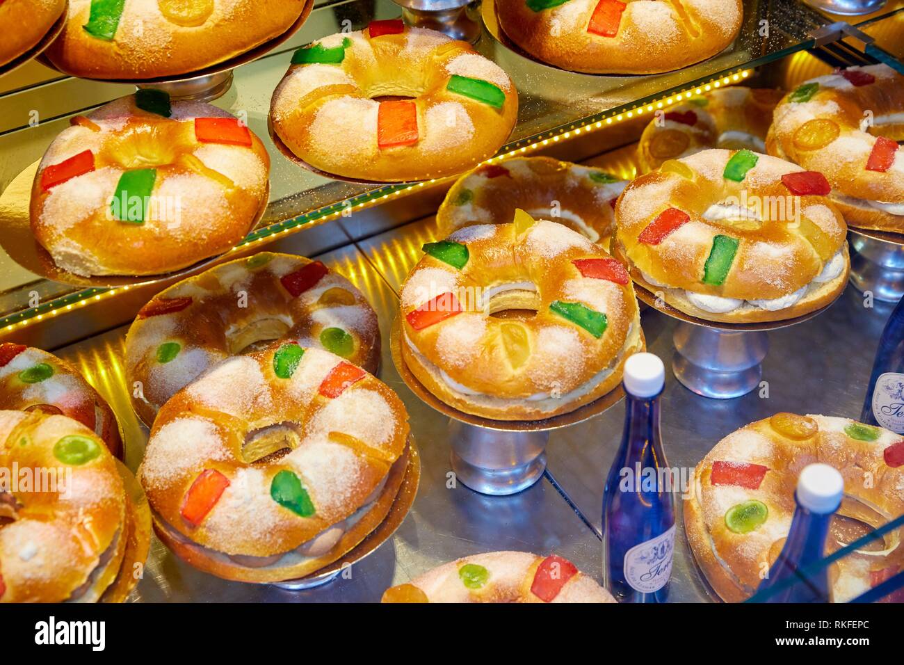 Spanish King Cake High Resolution Stock Photography and Images Alamy