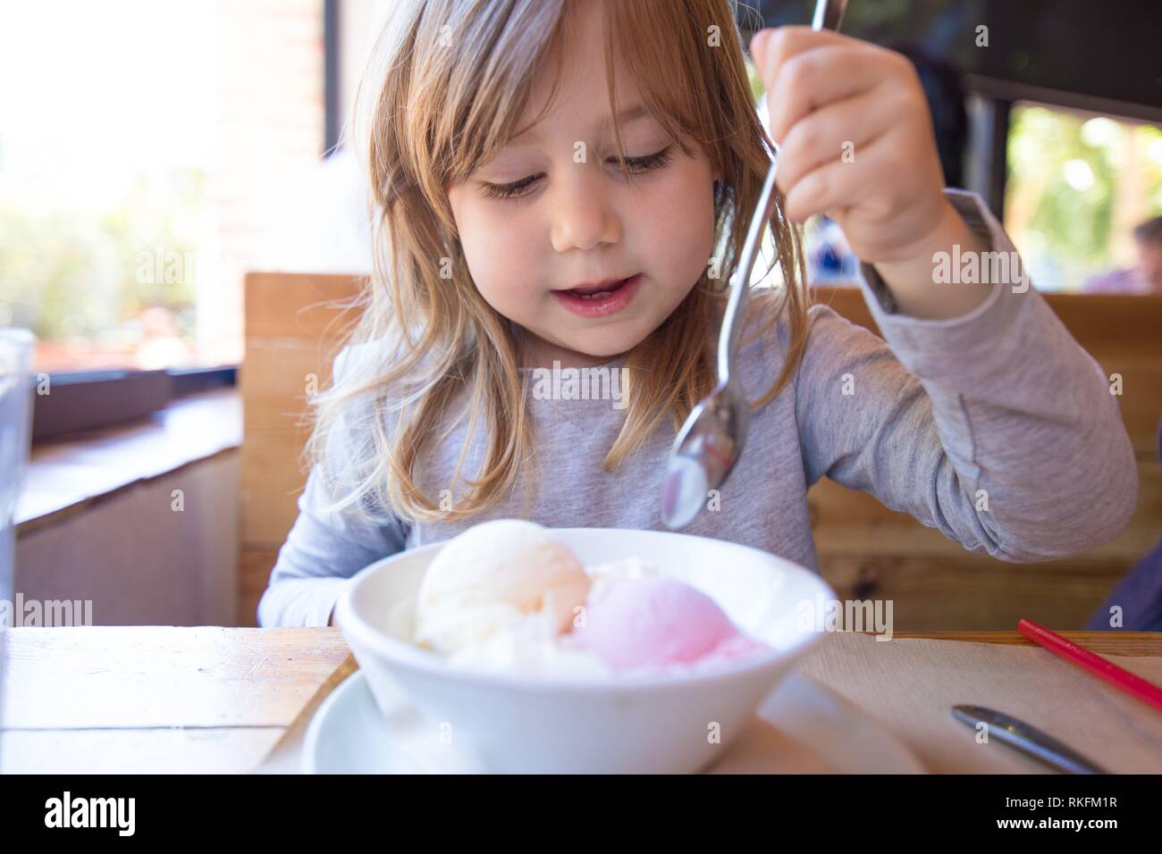 3 scoops ice cream hires stock photography and images Alamy