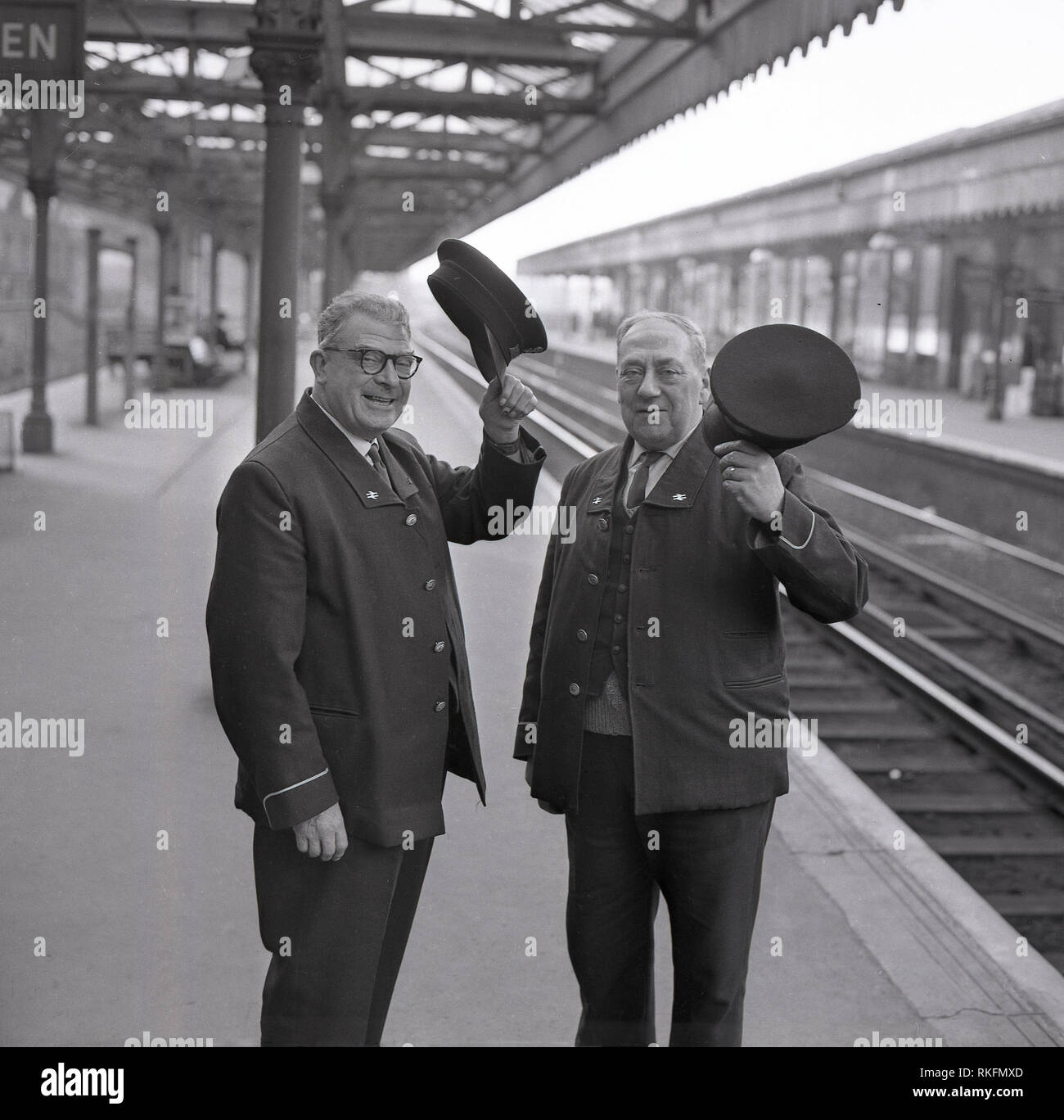 British rail staff hi-res stock photography and images - Alamy