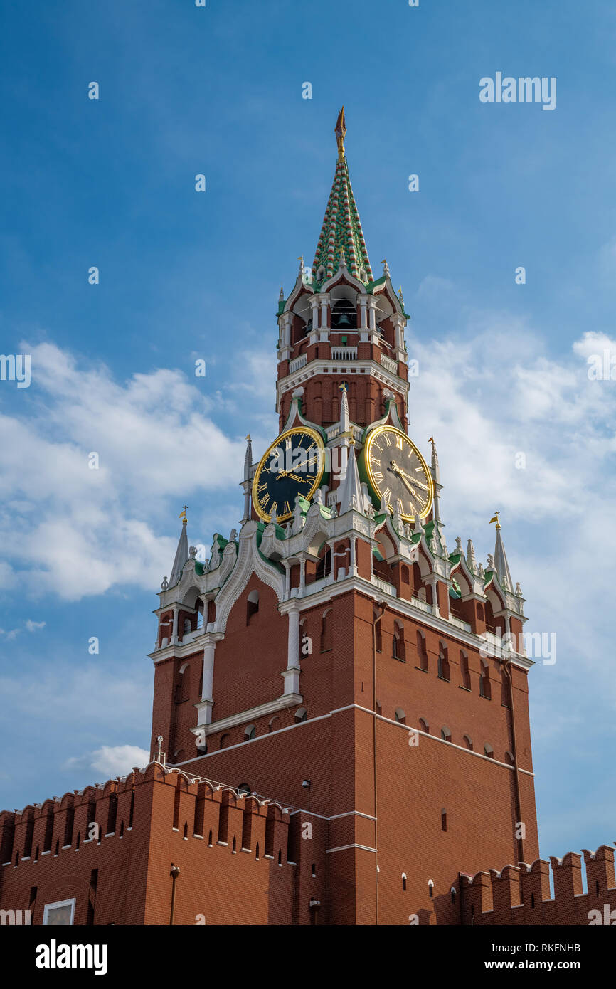 Spasskaya Tower of Moscow Kremlin against sky, Russia Stock Photo