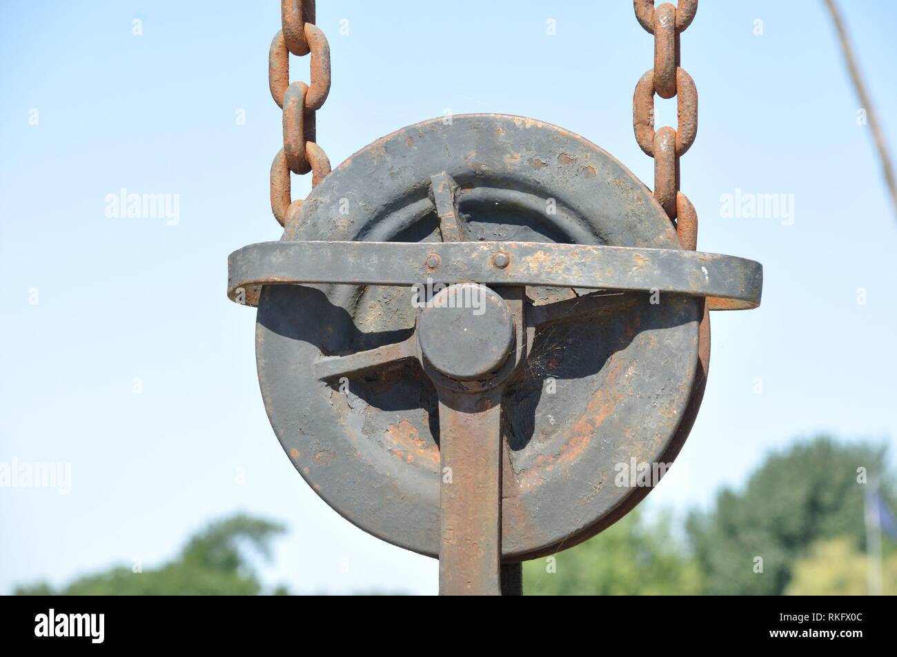 Crane pulley in the sky Stock Photo Alamy