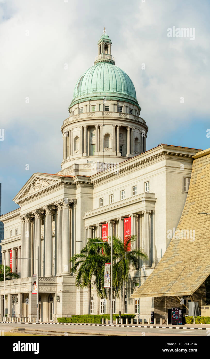 architectural details of exterior facade of National Gallery Singapore fine art museum, former Supreme Court and City Hall Stock Photo