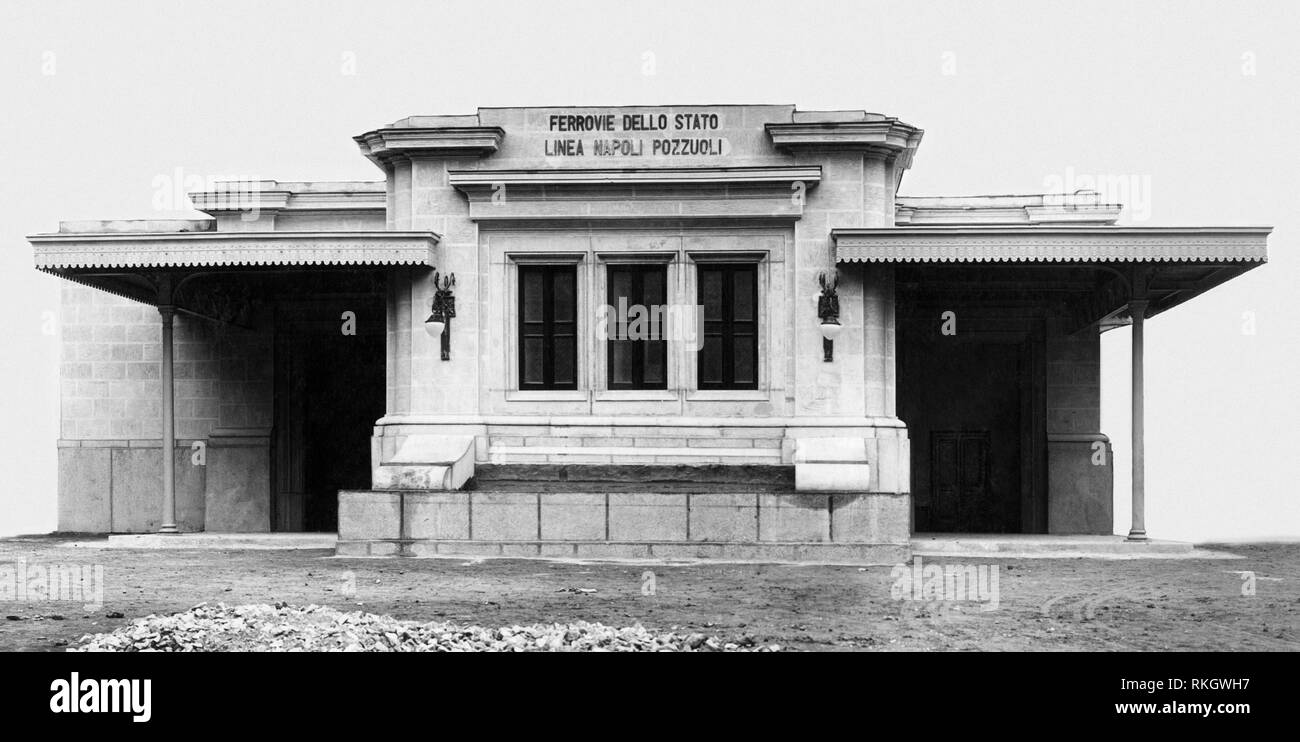 montesanto station, cumana railway station, naples, campania, italy 1910-20 Stock Photo
