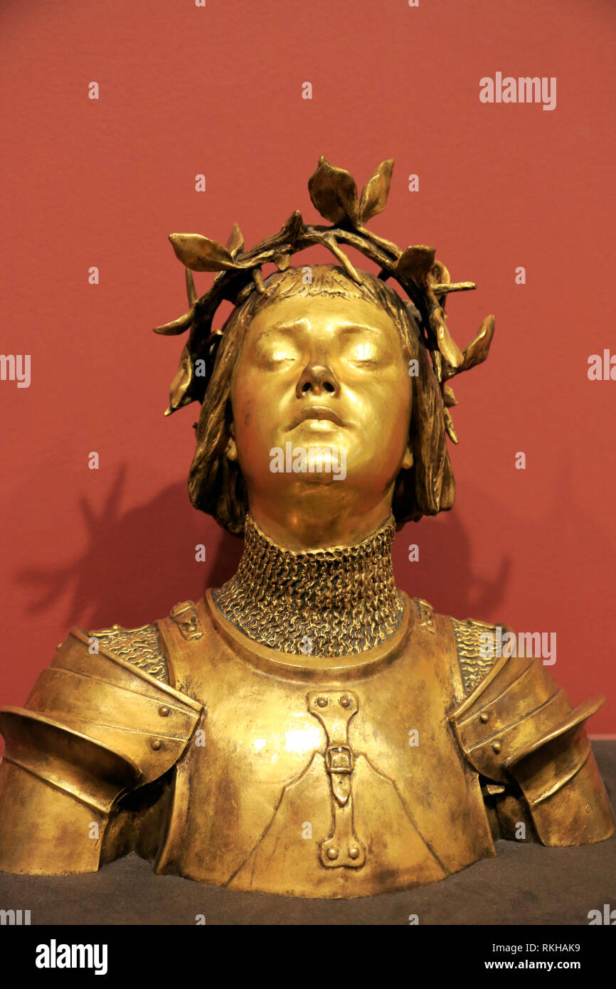 Gilt bronze sculpture of Jeanne d'Arc by French sculptor Antonin Mercie display in Art Institute of Chicago.Chicago.Illinois.USA Stock Photo