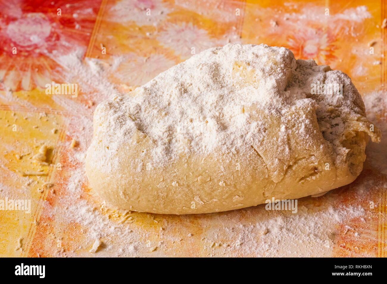 https://c8.alamy.com/comp/RKHBXN/fresh-homemade-dough-for-bread-RKHBXN.jpg