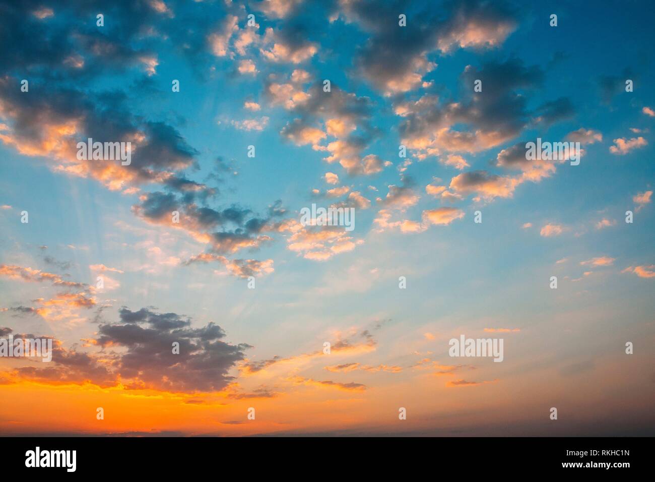 Sunset Sunrise Sky Background. Natural Bright Dramatic Sky In Sunset Dawn  Sunrise. Yellow And Pink Colors Stock Photo - Alamy