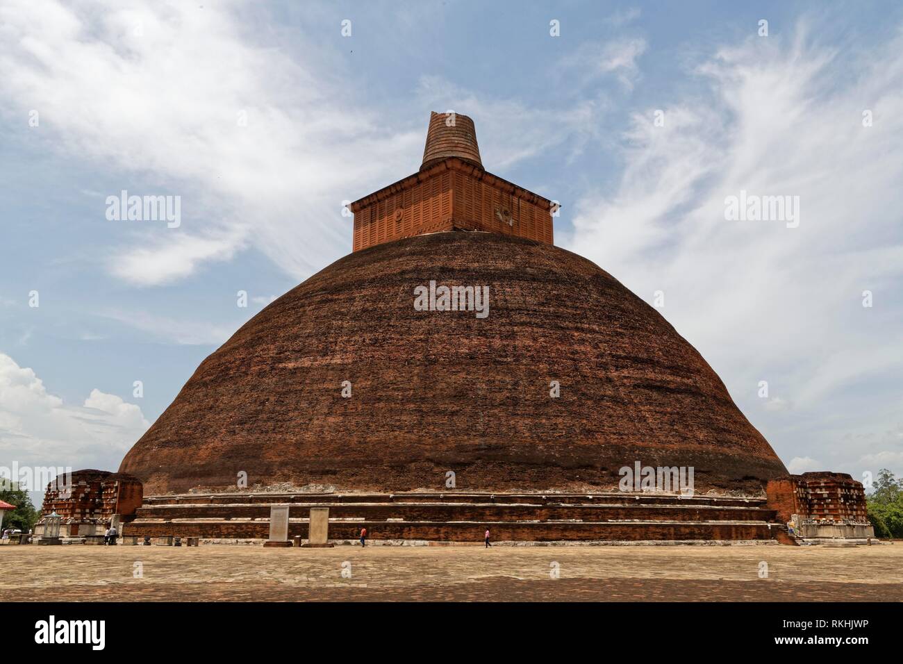 Jethawanaramaya stupa, Basawakkulama, Anuradhapura, Sri Lanka Stock Photo