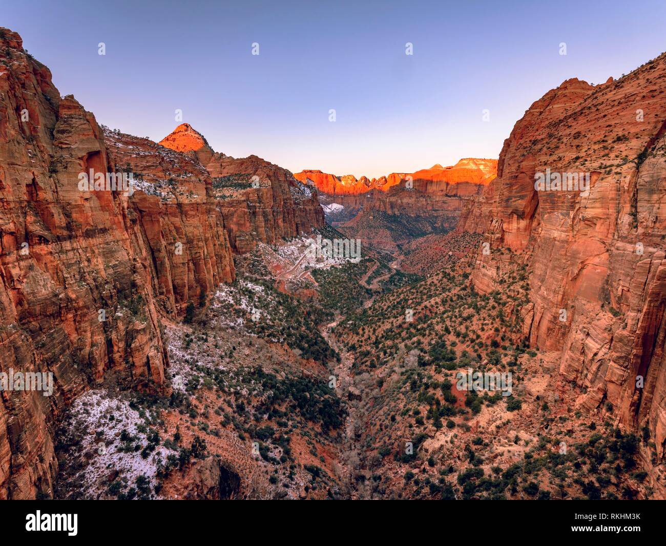 Bridge mountain zion national park hires stock photography and images