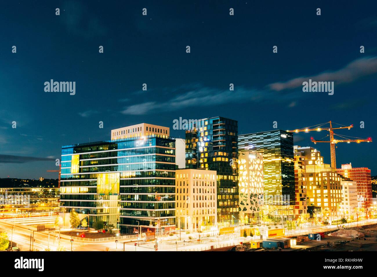 High rised buildings hi-res stock photography and images - Alamy